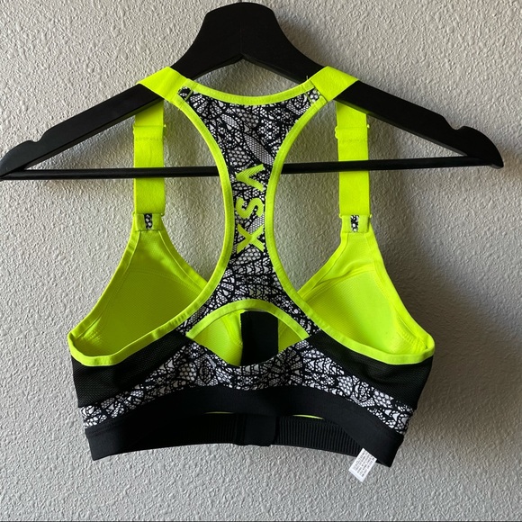 Victoria’s Secret VSX Incredible Sports Bra 32A - Picture 5 of 11